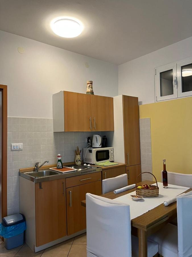 Gita Apartment Omišalj Exterior foto