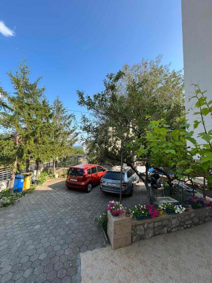 Gita Apartment Omišalj Exterior foto